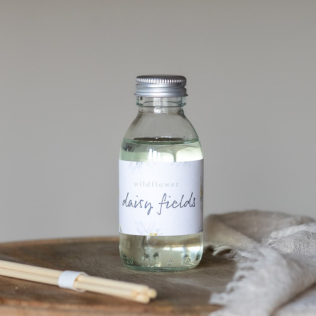 Daisy Fields Reed Diffuser | Wildflower
